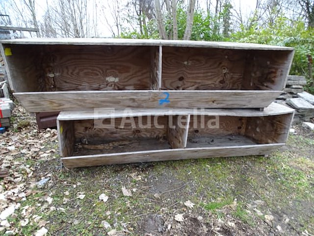 2 grote opslagbakken met meerdere multiplexen - afbeelding 1 van  1