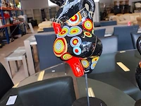 2 handbeschilderde papier-mache sculpturen deesse (1 papier-mache vertoont schade aan de voet) - afbeelding 3 van  7