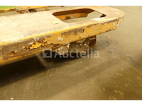2 handmatige palletwagens - afbeelding 2 van  13