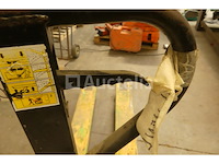 2 handmatige palletwagens - afbeelding 8 van  13