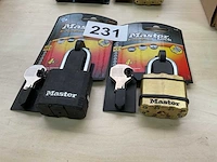 2 hangsloten - afbeelding 2 van  3