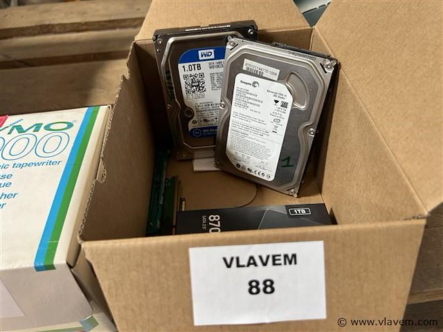 2 harde schijven - afbeelding 1 van  2