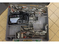 2 hitachi batterij-aangedreven boormachines - afbeelding 4 van  11