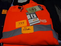 2 hoodies - maat xl - afbeelding 1 van  1