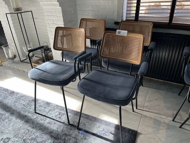 2 horecastoelen - afbeelding 1 van  4