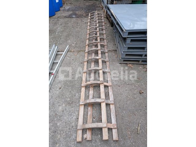 2 houten dakladders - afbeelding 1 van  6