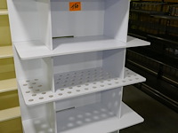 2 houten display of boekenrekken - afbeelding 2 van  6