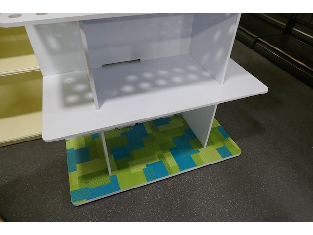 2 houten display of boekenrekken - afbeelding 3 van  6