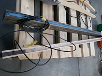 2 houten hanglampen balk met led lichtstrip dassein - afbeelding 4 van  4