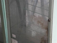 2 houten kastjes met spiegels - afbeelding 3 van  3