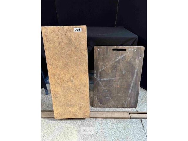 2 houten planken met wielen - afbeelding 1 van  2