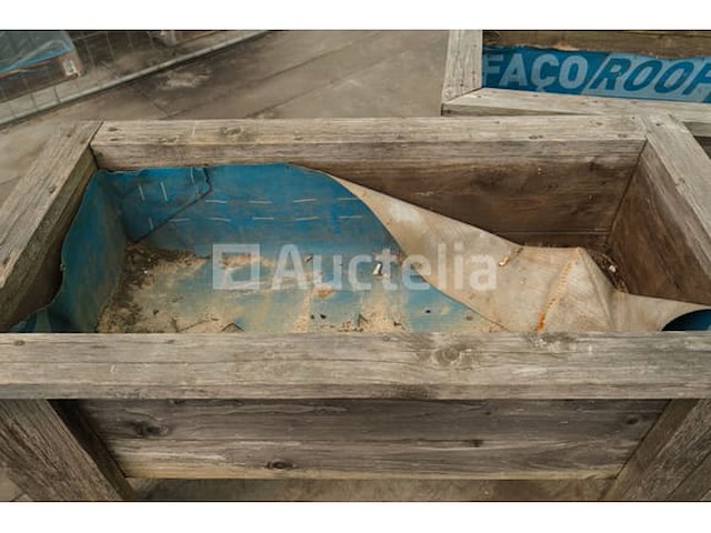 2 houten plantenbakken - afbeelding 2 van  7
