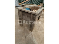 2 houten plantenbakken - afbeelding 4 van  7