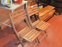 2 houten plooistoelen, tv meubel met 2 laden - afbeelding 3 van  7