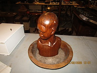 2 houten sculpturen - afbeelding 1 van  3