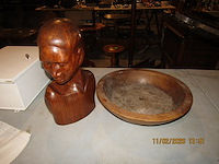 2 houten sculpturen - afbeelding 2 van  3