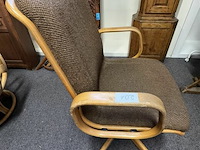 2 houten stoelen - afbeelding 3 van  7