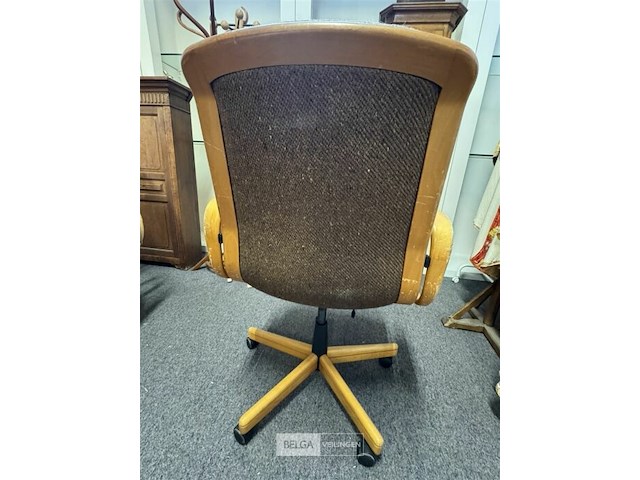 2 houten stoelen - afbeelding 4 van  7