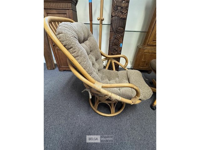 2 houten stoelen - afbeelding 6 van  7