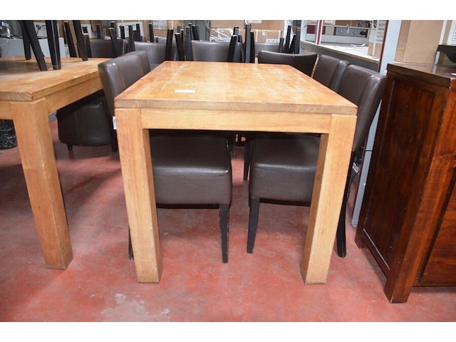 2 houten tafels afm. 120x80x75cm, 22 stoelen bruin leder mar meubelen (7,29) - afbeelding 2 van  8