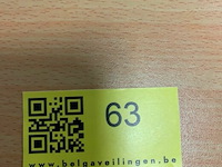 2 houten tafels met inklapbare poten - afbeelding 3 van  3