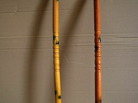 2 houten wandelstokken