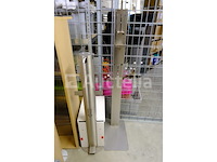2 hydroalcoholische geldispensers - afbeelding 1 van  8