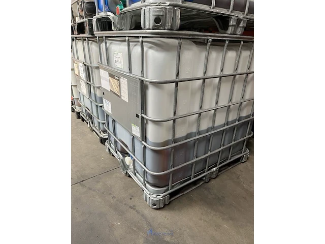2 ibc-containers met motor- en hydrauliekolie - afbeelding 5 van  5
