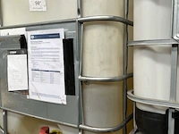 2 ibc-containers met motor- en transmissieolie - afbeelding 3 van  5