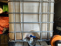 2 ibc vaten 1000l - afbeelding 1 van  3