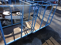 2 ijzeren rolkarren - afbeelding 1 van  1