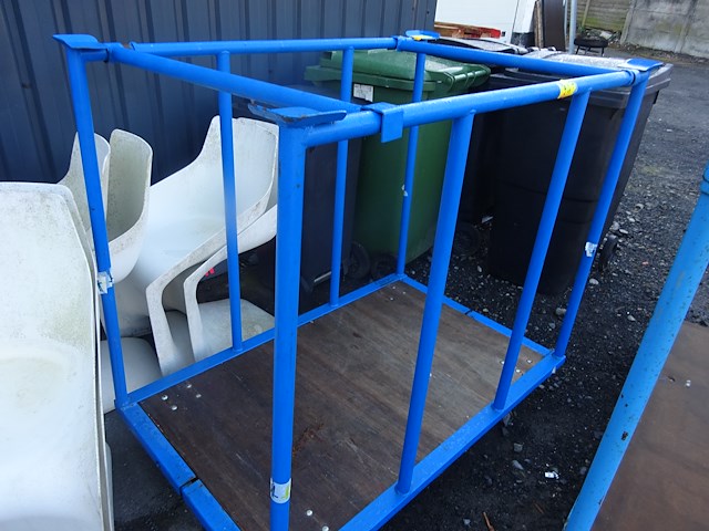 2 ijzeren rolkarren - afbeelding 2 van  3