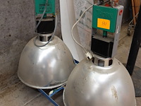 2 industriële fabriekslampen 250 watt