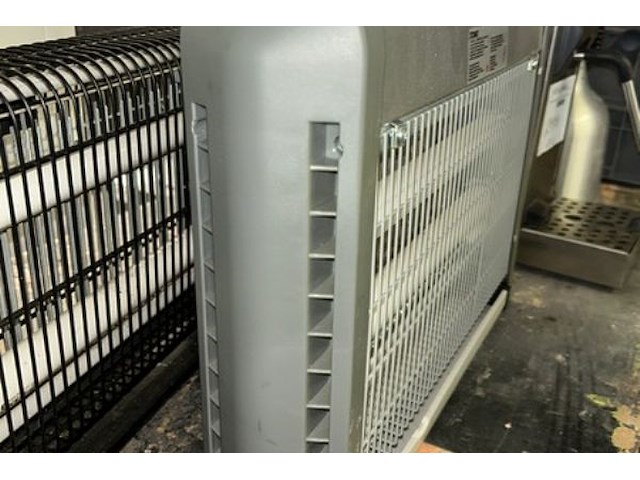 2 insectenverdelgers - afbeelding 2 van  4