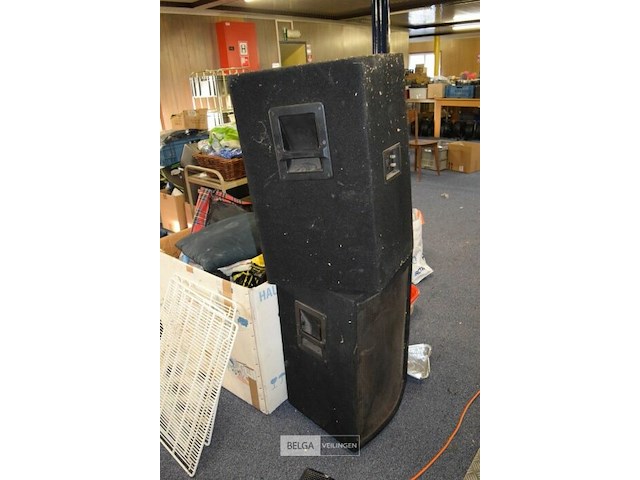 2 jbs systeemboxen - afbeelding 1 van  3