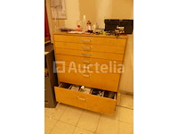 2 kabinetten en inhoud - afbeelding 4 van  15