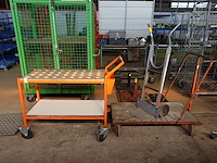 2 karren en 1 steekwagen (duvelke) - afbeelding 1 van  6