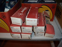 2 kartonnen dozen met klinken - afbeelding 10 van  11