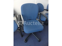 2 kasten + stoelen - afbeelding 8 van  10