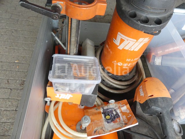 2 kernboormachines en diverse accessoires spit - afbeelding 3 van  11