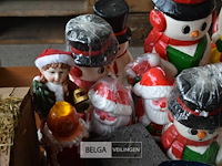 2 kerststallen en div kaarsen - afbeelding 4 van  5