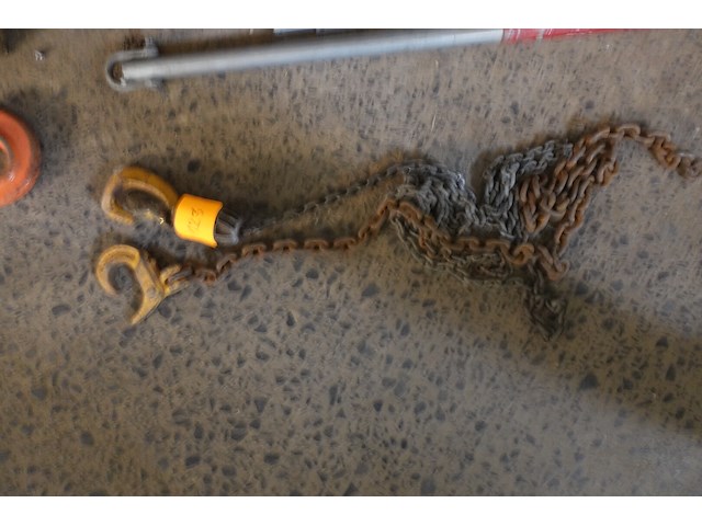 2 kettingen met haak - afbeelding 1 van  1