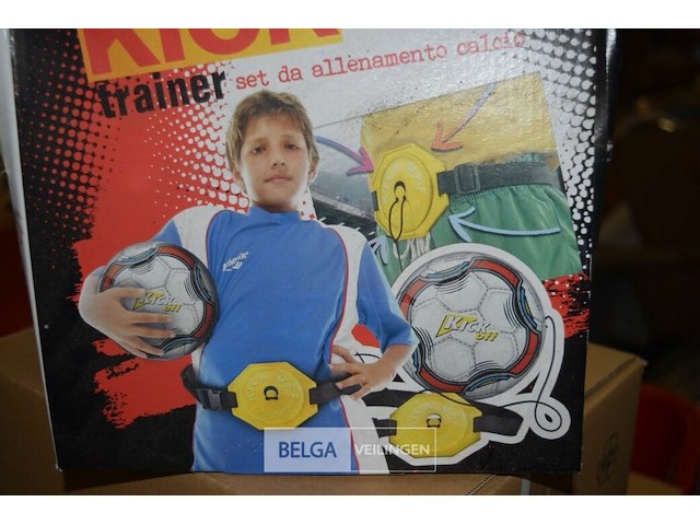 2 kick off voetbal training - afbeelding 1 van  4