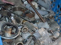 2 kisten met waterleiding materiaal - afbeelding 7 van  7