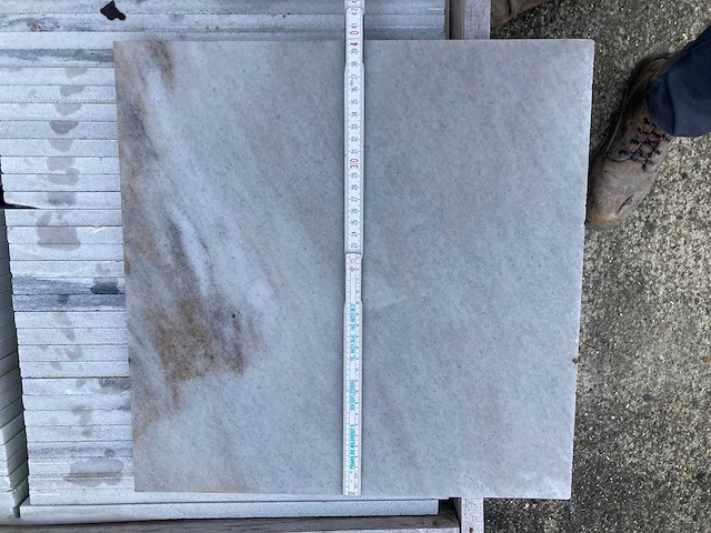 2 kisten tegels marmer chrital marathi 40/40/1,5cm: 37m² - afbeelding 3 van  3