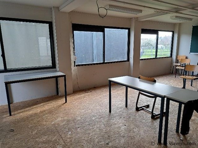 2 klascontainers (nrs. 3 en 4) - afbeelding 6 van  6