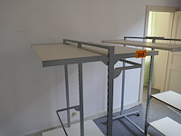 2 kledijrekken met legborden - afbeelding 5 van  5