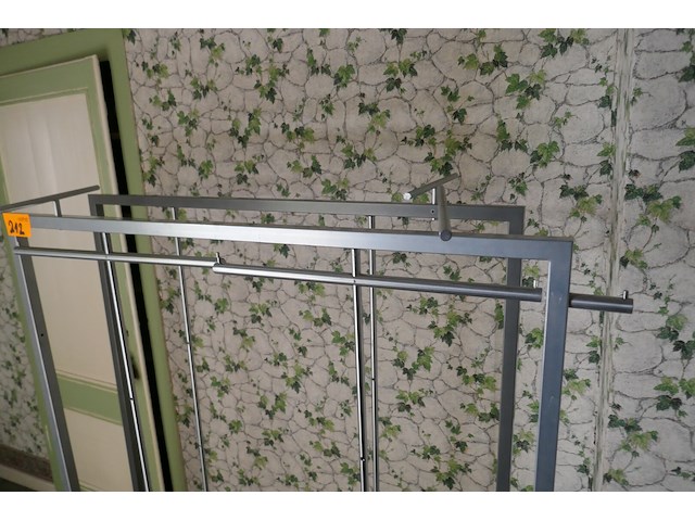 2 kledijrekken - afbeelding 4 van  4