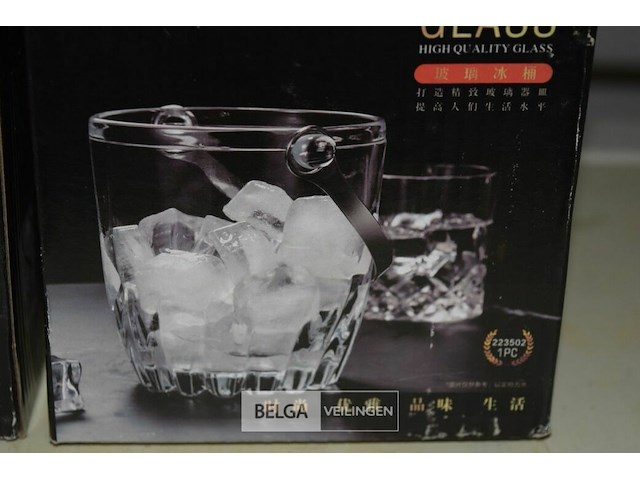 2 kleine glazen ijsemmers - afbeelding 2 van  2