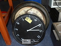 2 klokken - afbeelding 1 van  2